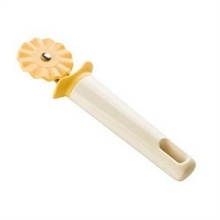 ROTELLA TAGLIAPASTA 17CM DELICIA