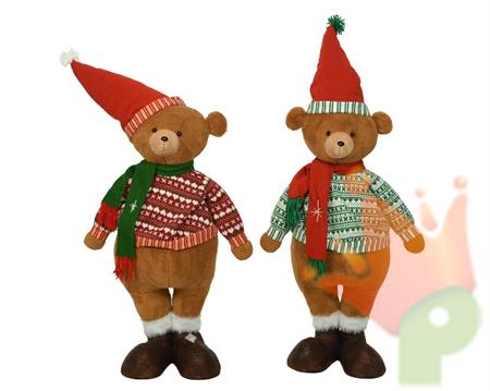 ORSO CON CAPPELLO MAGLIONE E SCIARPA