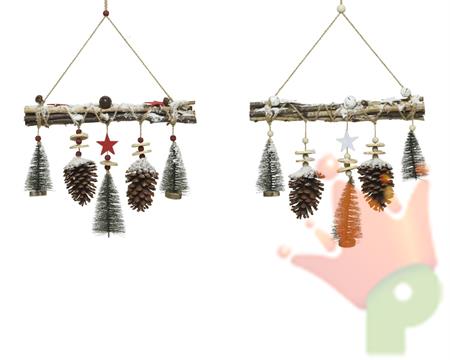 DECORAZIONE PENDENTE CON ALBERI E PIGNE 8X38X52 CM