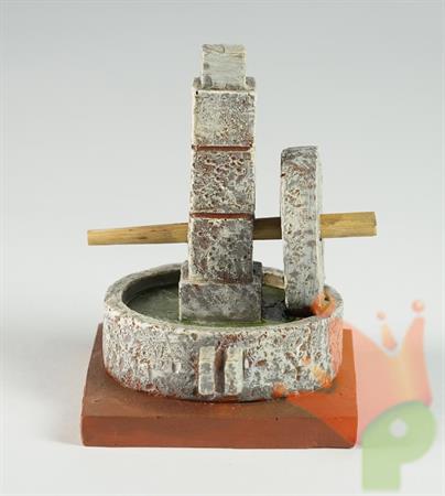 MACINA FINTA IN RESINA 7X7X10 CM