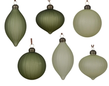 PALLINA DI NATALE VERDE OPACA FORMA ASSORTITA 8 CM
