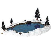 LAGHETTO INVERNALE CON ALBERI INNEVATI 29X20,6X9,6CM