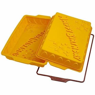 HAPPY BIRTHDAY IN SILICONE 330X220 H 50MM GIALLO